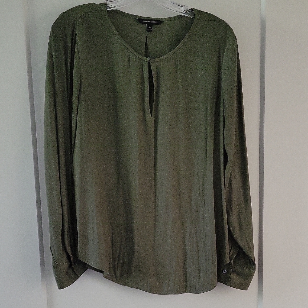 Banana Republic Green Long Sleeve Relaxed Blouse